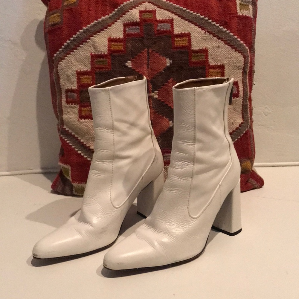 Zara Go-Go boots 💃💃